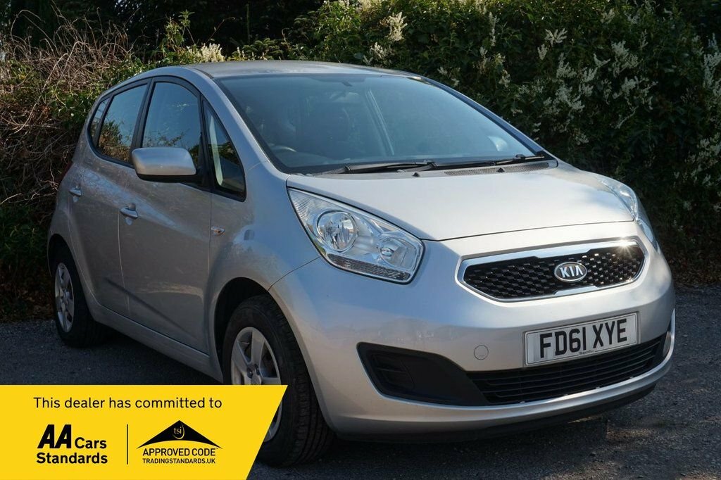 Kia Venga Kia Venga 1.4 Crdi 1 Air Mpv Eur Silver #1