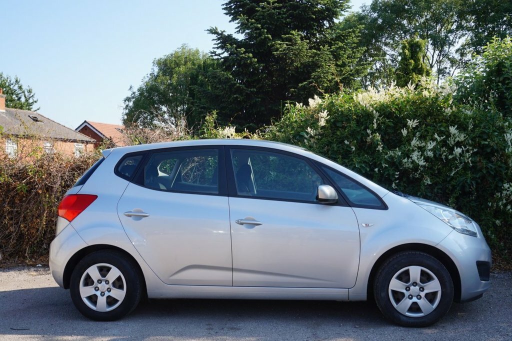Kia Venga Kia Venga 1.4 Crdi 1 Air Mpv Eur Silver #2
