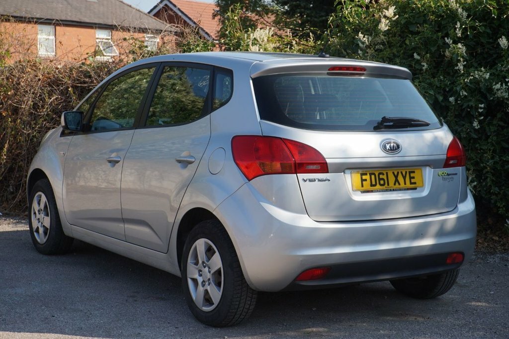 Kia Venga Kia Venga 1.4 Crdi 1 Air Mpv Eur Silver #3