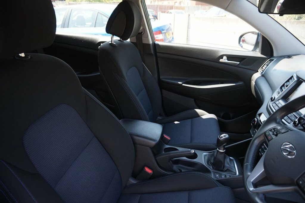 Hyundai Tucson 1.7L Se Nav Blue #5