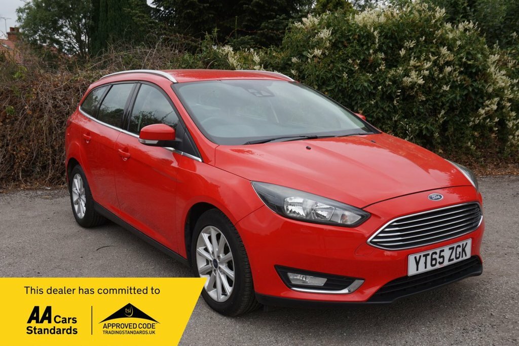 Ford Focus 1.5L Titanium YT65ZGK Red