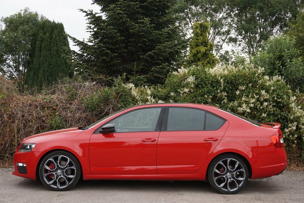 Skoda Octavia 2L Vrs Red #2