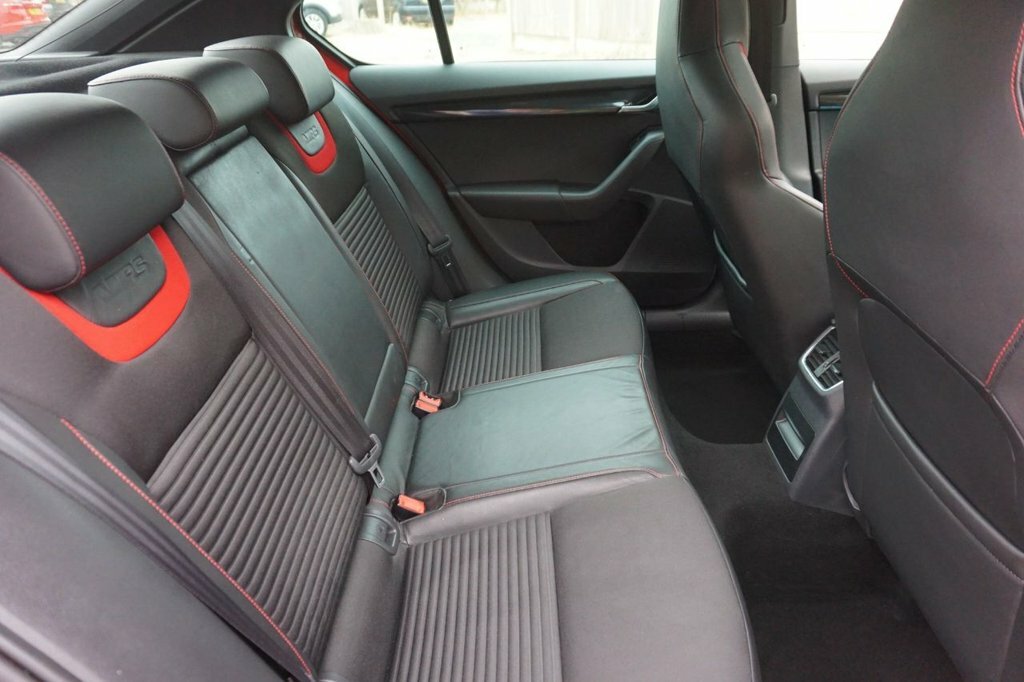 Skoda Octavia 2.0 Tdi Silver #14