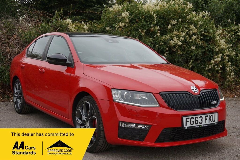 Skoda Octavia 2L Vrs Red