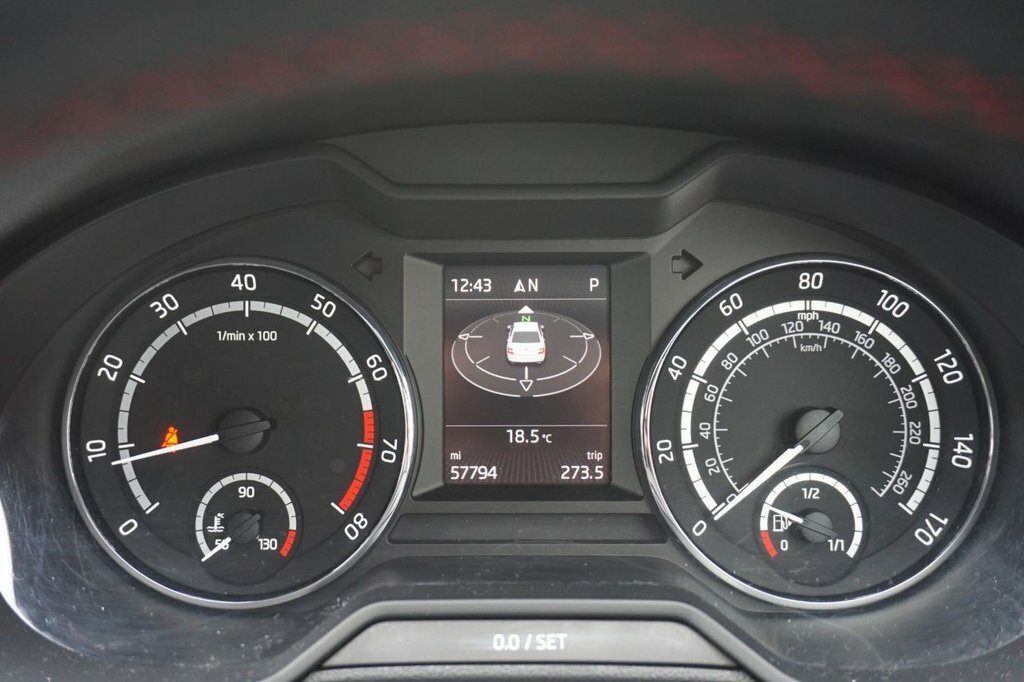 Skoda Octavia 2.0 Tdi Silver #13