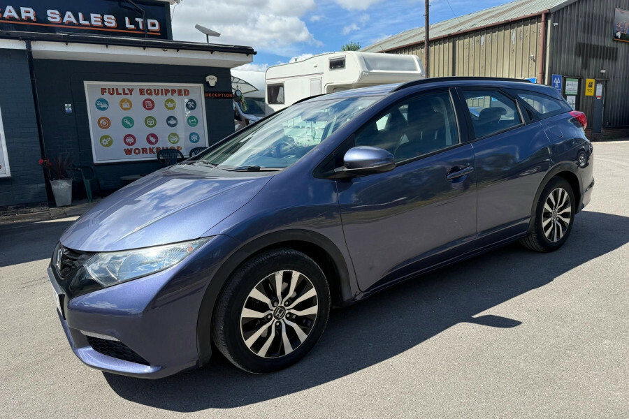 Honda Civic 1.6 I-dtec S-t Tourer Euro 5 S Red #1
