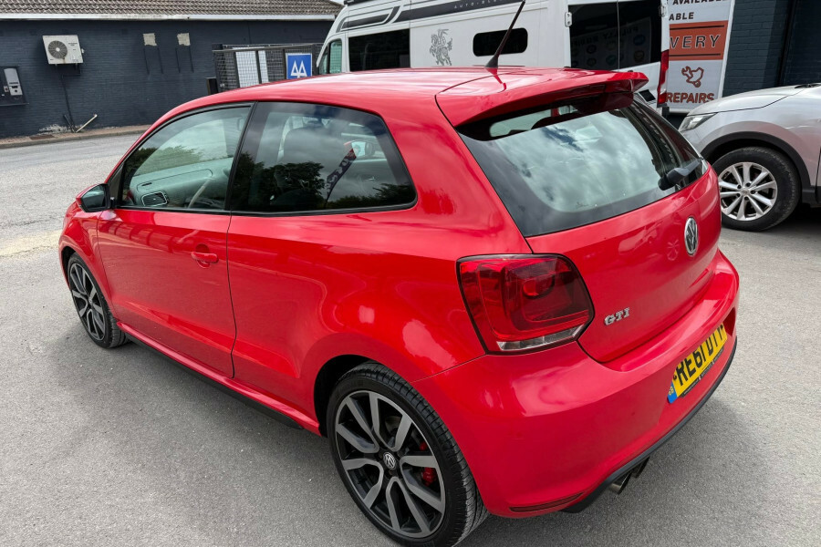Volkswagen Polo Gti Dsg Red #3