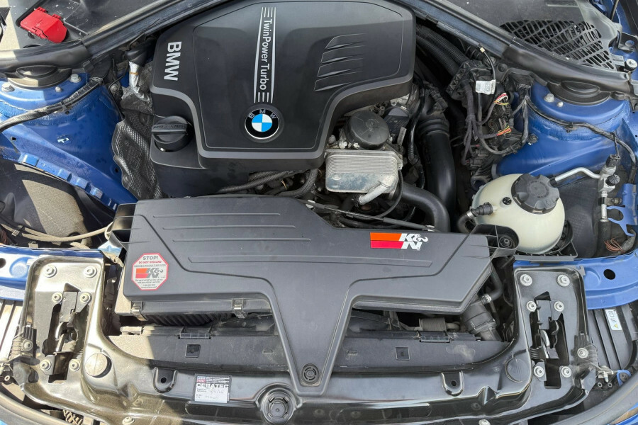 BMW 3 Series Saloon 2.0 320I Sport Euro 6 Ss 201313 Black #22