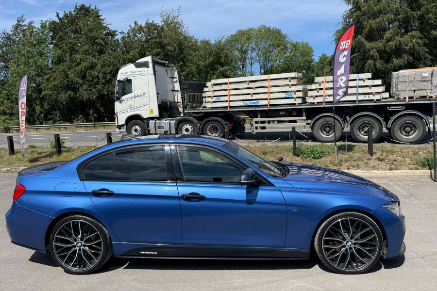 BMW 3 Series Saloon 2.0 320I Sport Euro 6 Ss 201313 Black #6