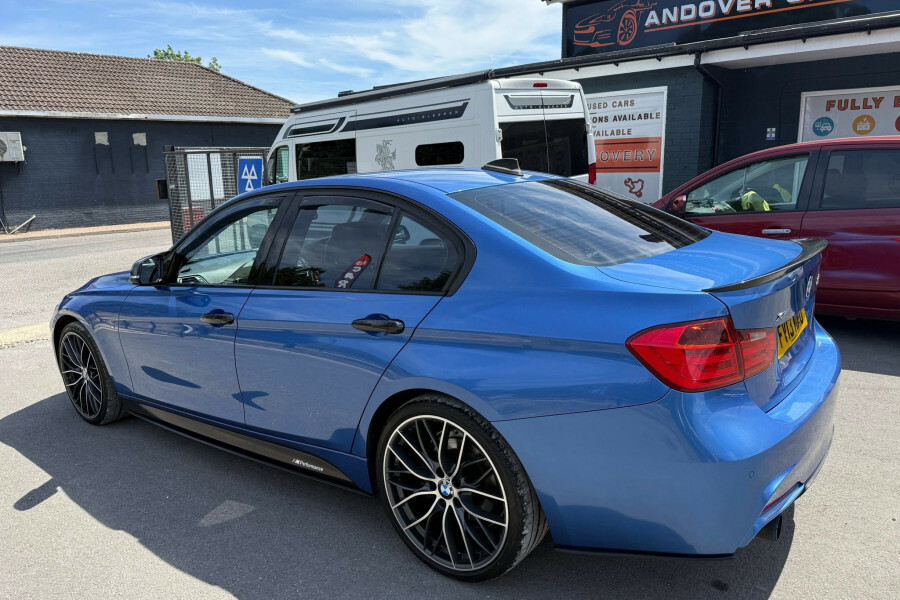 BMW 3 Series Saloon 2.0 320I Sport Euro 6 Ss 201313 Black #3