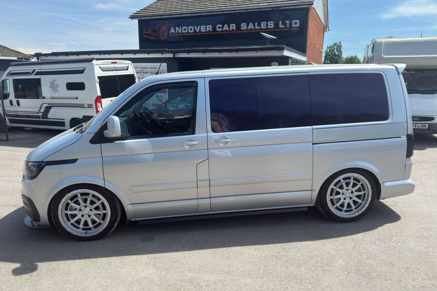 Volkswagen Caravelle Mpv Silver #4