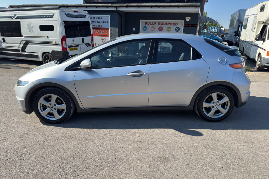 Honda Civic Hatchback Silver #5