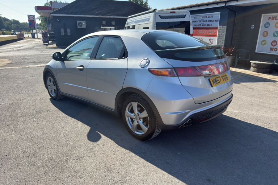 Honda Civic Hatchback Silver #4