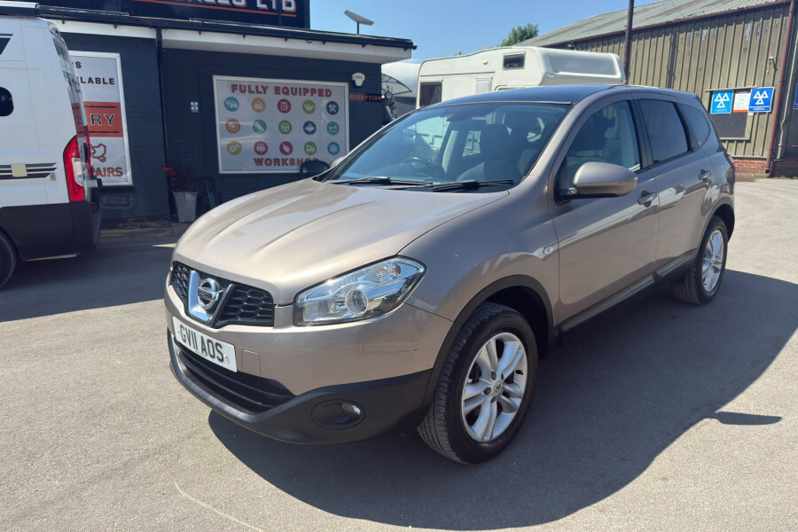Nissan Qashqai Suv Beige #2