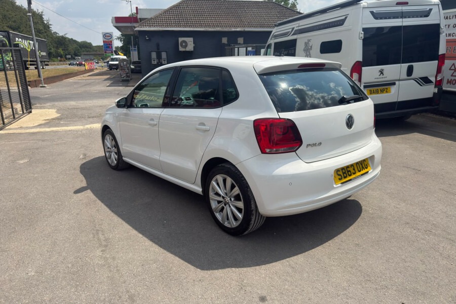 Volkswagen Polo Hatchback White #6