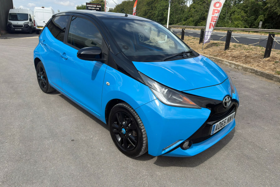 Toyota Aygo X Hatchback Blue #3