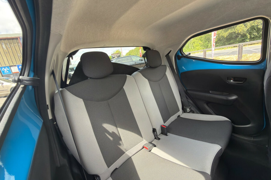 Toyota Aygo X X-pression White #12