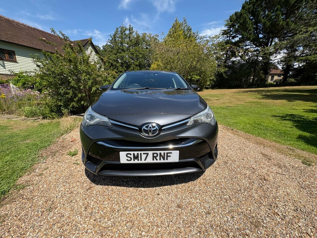 Toyota Avensis 2.0 D-4d Business Edition Plus Touring Sports Euro Grey #2