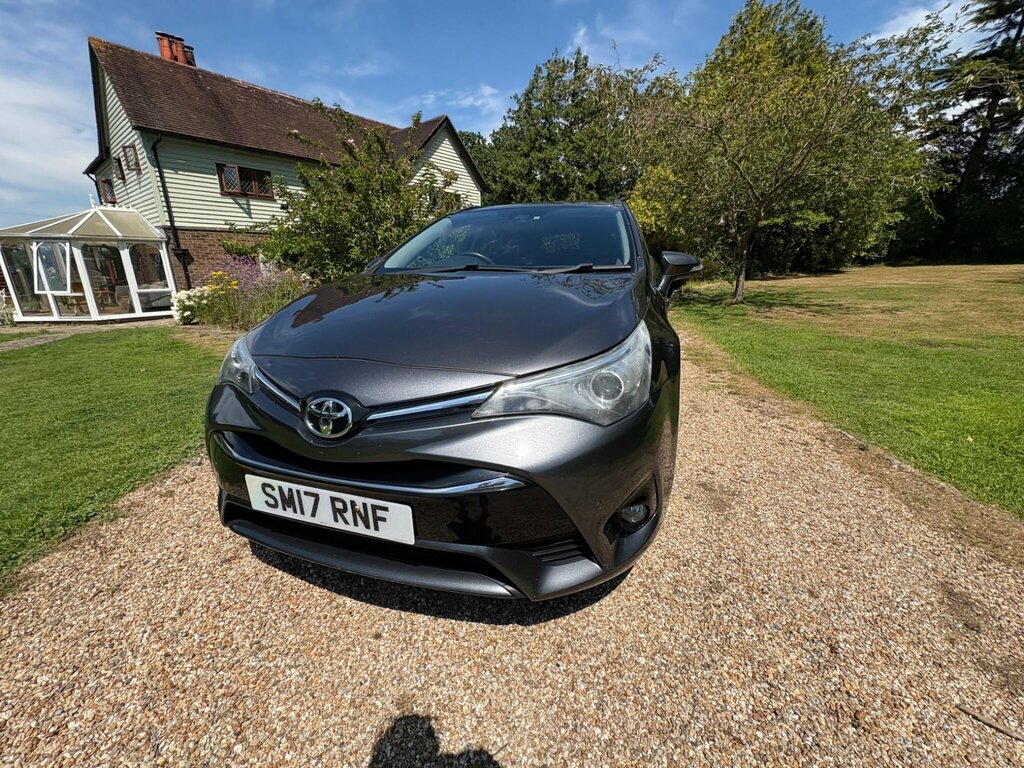 Toyota Avensis 2.0 D-4d Business Edition Plus Touring Sports Euro Grey