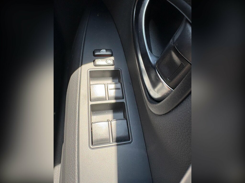 Toyota Avensis 1.6L Business Edition Grey #50