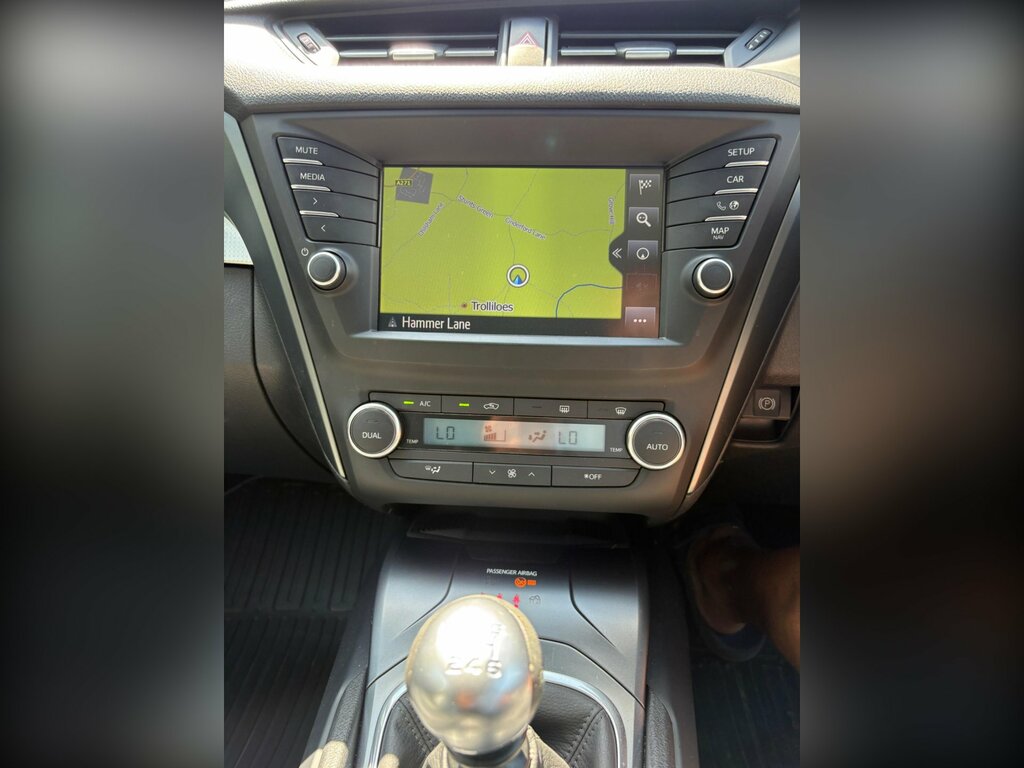 Toyota Avensis 1.6L Business Edition Grey #41