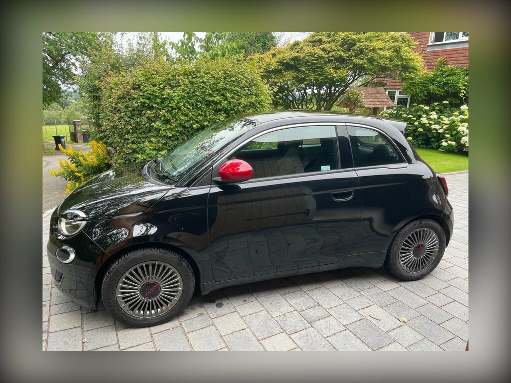 Fiat 500E 42Kwh Red Black #6