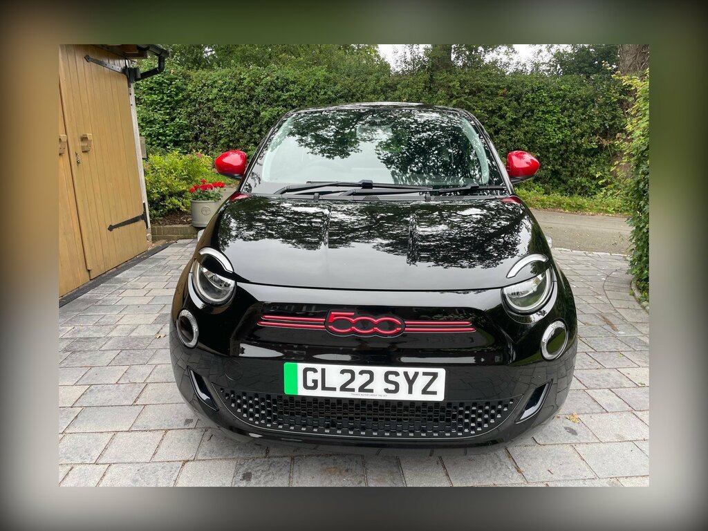 Fiat 500E 42Kwh Red Black #4