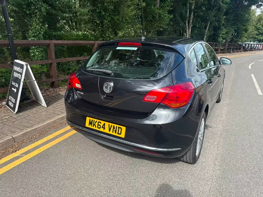 Vauxhall Astra 1.4 16V Excite Black #5