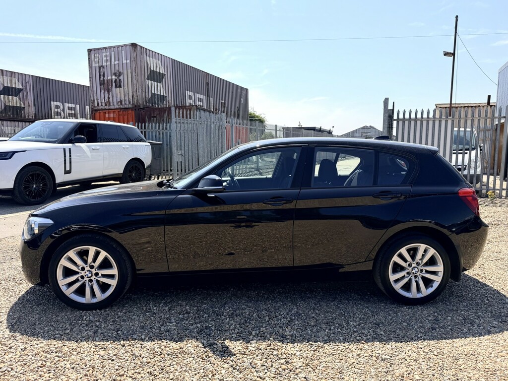 BMW 1 Series 2.0 116D Sport 5-Door Black #5