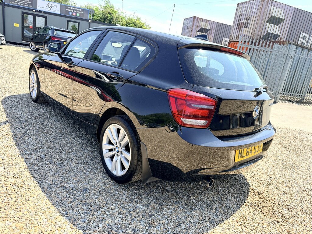 BMW 1 Series 2.0 116D Sport 5-Door Black #6