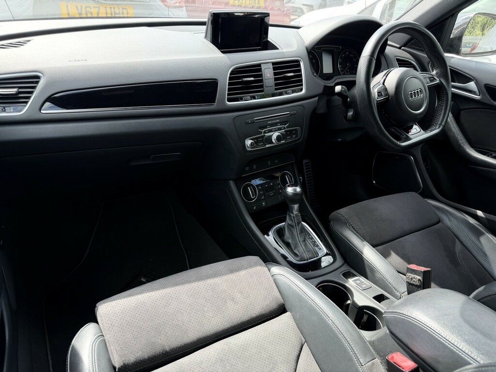 Audi Q3 2.0 Tfsi Black Edition Suv S Tronic Qua Grey #6