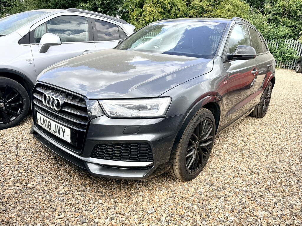 Audi Q3 2.0 Tfsi Black Edition Suv S Tronic Qua Grey #4