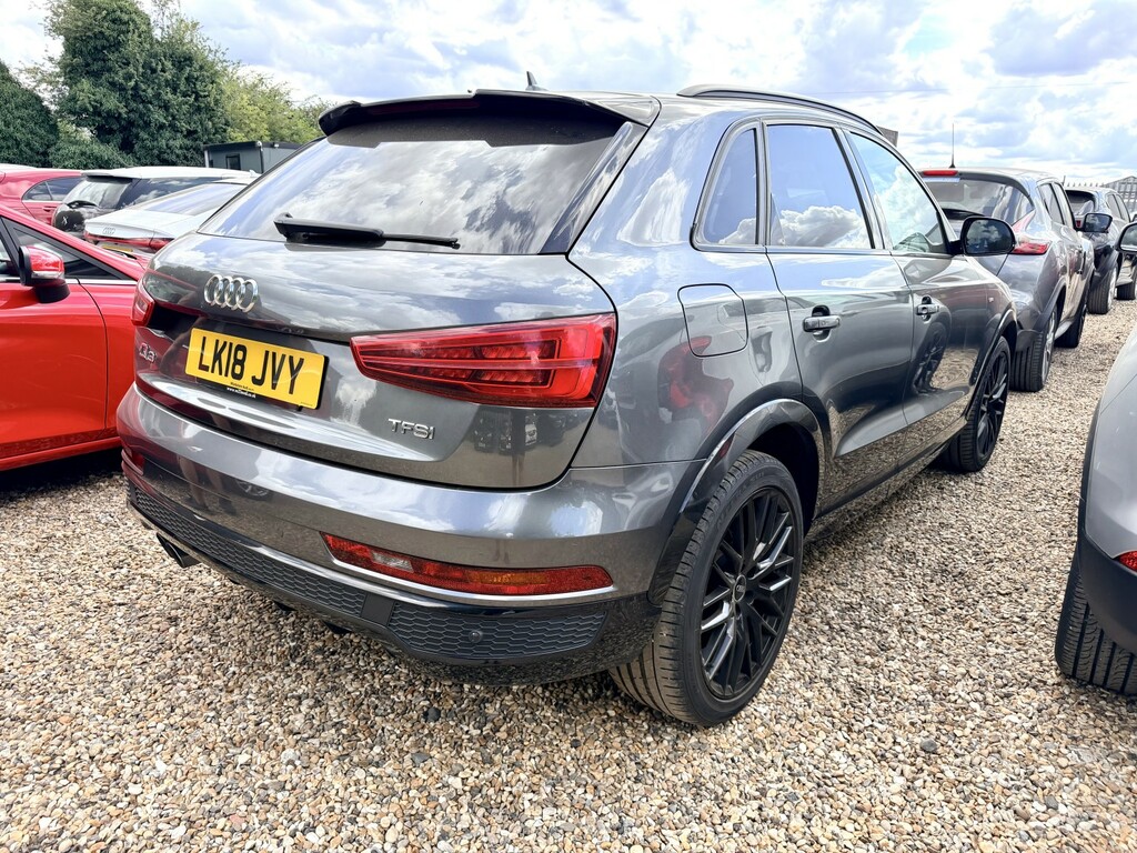 Audi Q3 2.0 Tfsi Black Edition Suv S Tronic Qua Grey