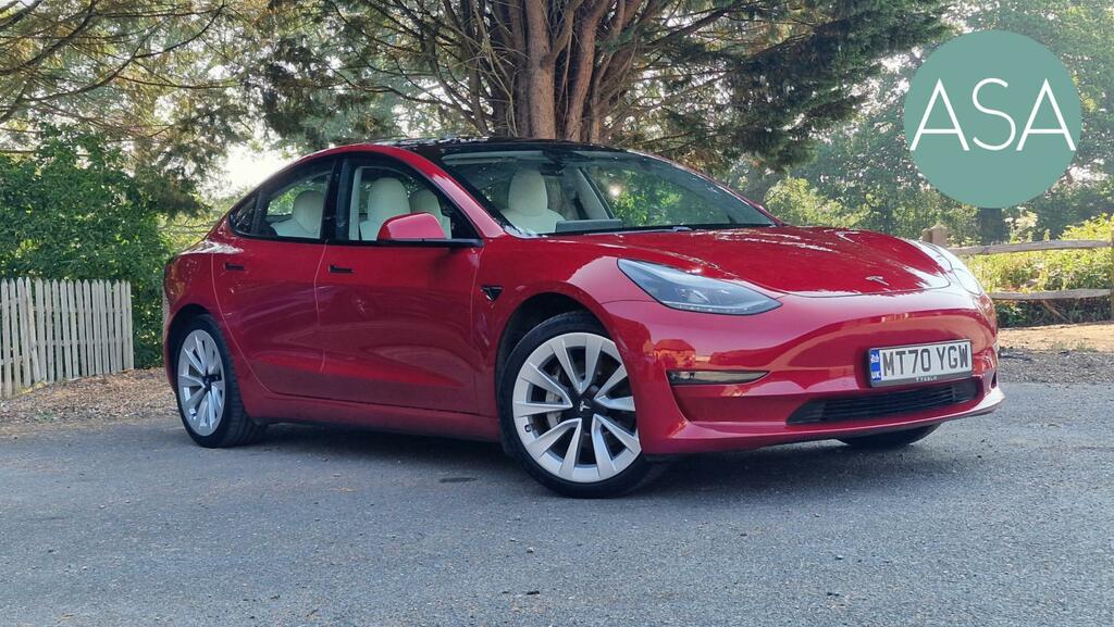 Tesla Model 3 Saloon Dual Motor Long Range Saloon Red