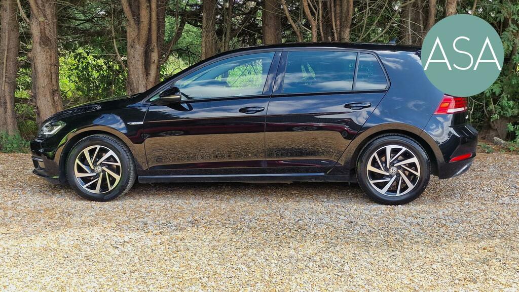 Volkswagen Golf Hatchback 1.5 Tsi Evo Match Edition Hatchback VU20KGX Black #2