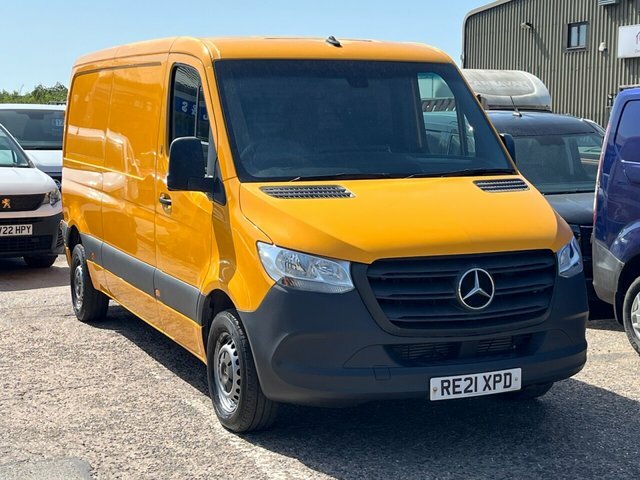 Mercedes-Benz Sprinter 314 Cdi Progressive Panel Yellow