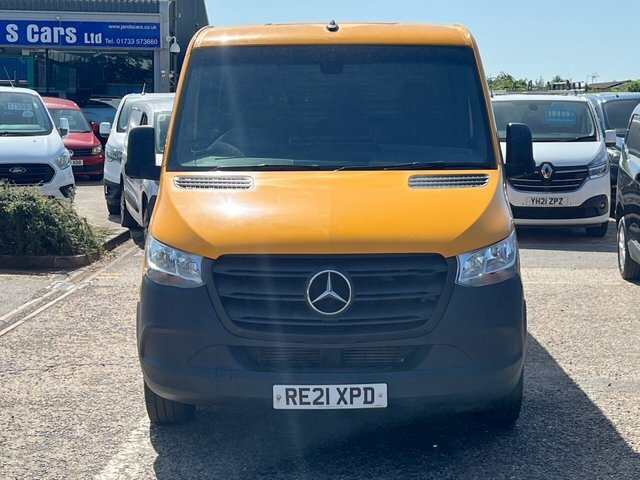 Mercedes-Benz Sprinter 314 Cdi Progressive Panel RE21XPD Yellow #2