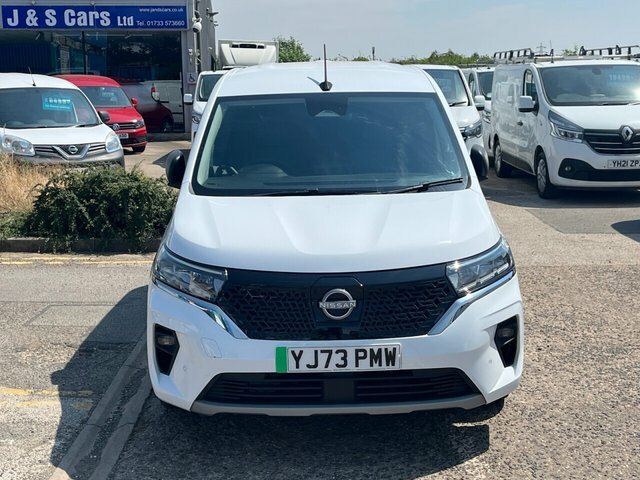 Nissan TOWNSTAR Tekna Panel Van 6Dr White #2
