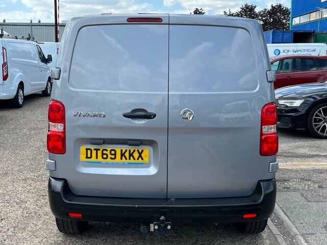 Vauxhall Vivaro Hrefused-vauxhall-vivaro-braintree-essex-629518 White #8