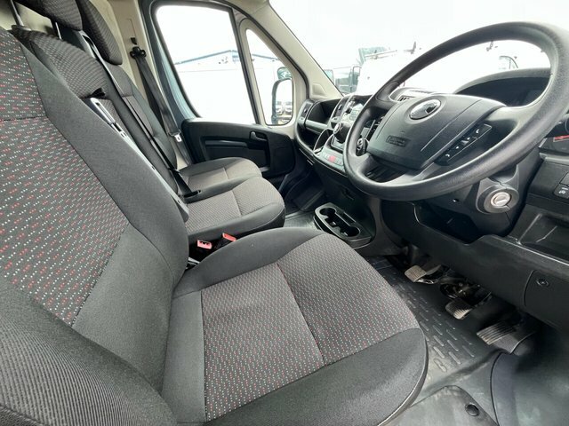 Volkswagen Caddy Panel Van Green #11