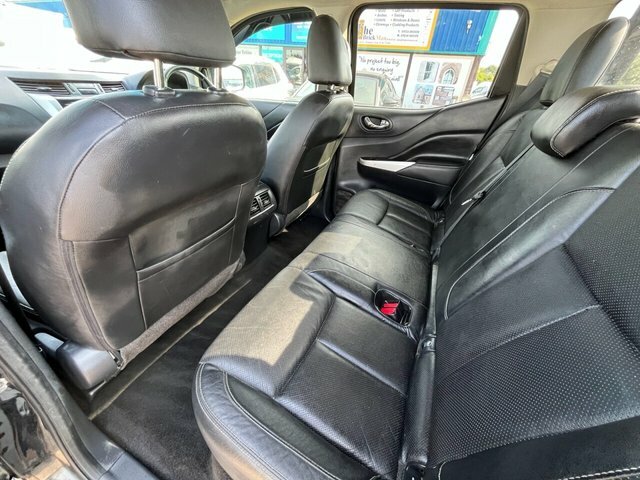 Nissan Navara Dci Tekna Pickup Double BG18UGA Black #6