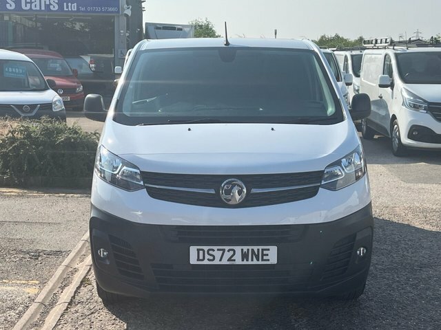 Vauxhall Vivaro Turbo D 2900 Dynamic DS72WNE White #2