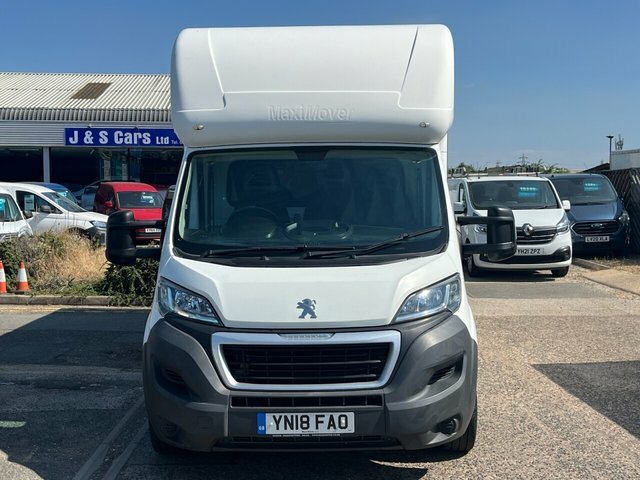 Peugeot Boxer Bluehdi 335 Chassis Cab White #2