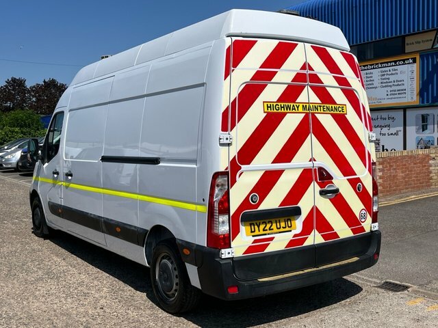 Vauxhall Movano Dynamic White #7
