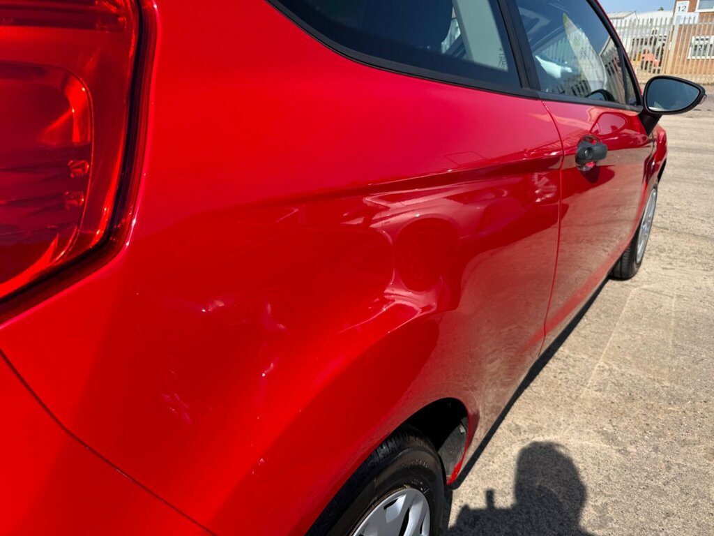Ford Fiesta 1.25 Studio Euro 6 FY16KLC Red #5