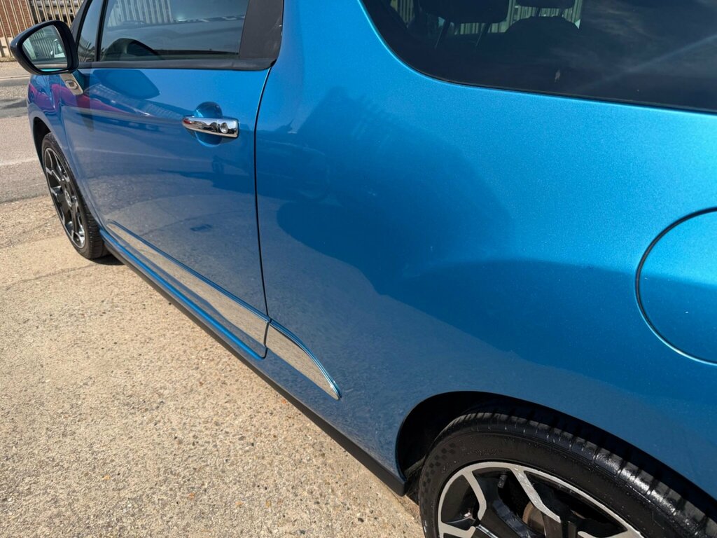 Citroen DS3 1.6 D Style E-hdi White #9
