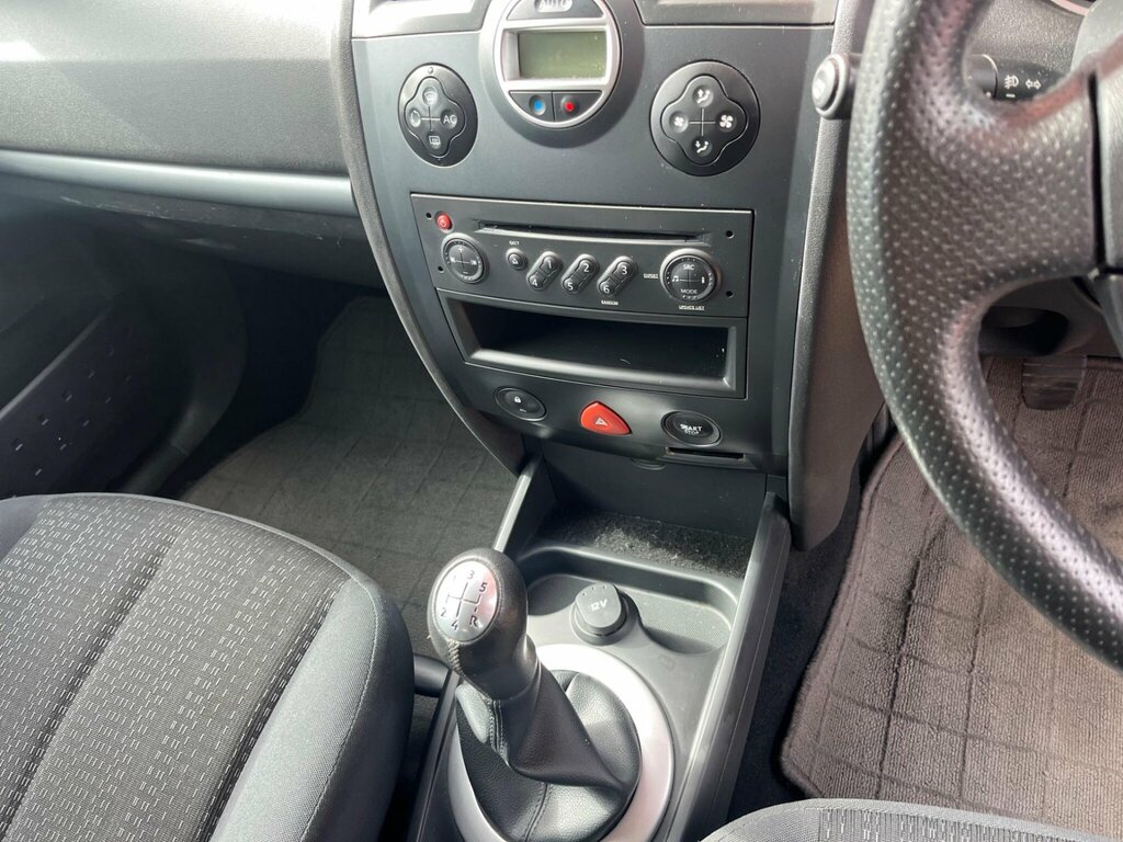 Renault Megane E-Tech 1.6 Vvt Blue #13