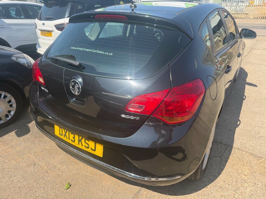 Vauxhall Astra 1.7 Cdti Ecoflex Exclusiv Euro 5 Ss Black #6