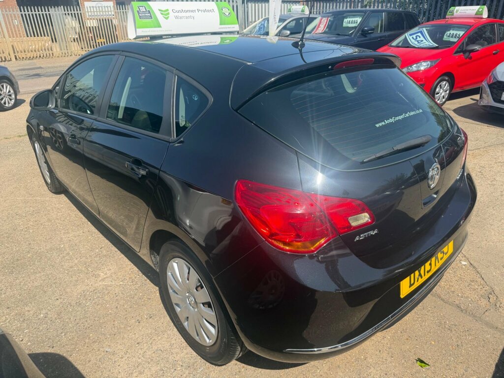 Vauxhall Astra 1.7 Cdti Ecoflex Exclusiv Euro 5 Ss Black #4
