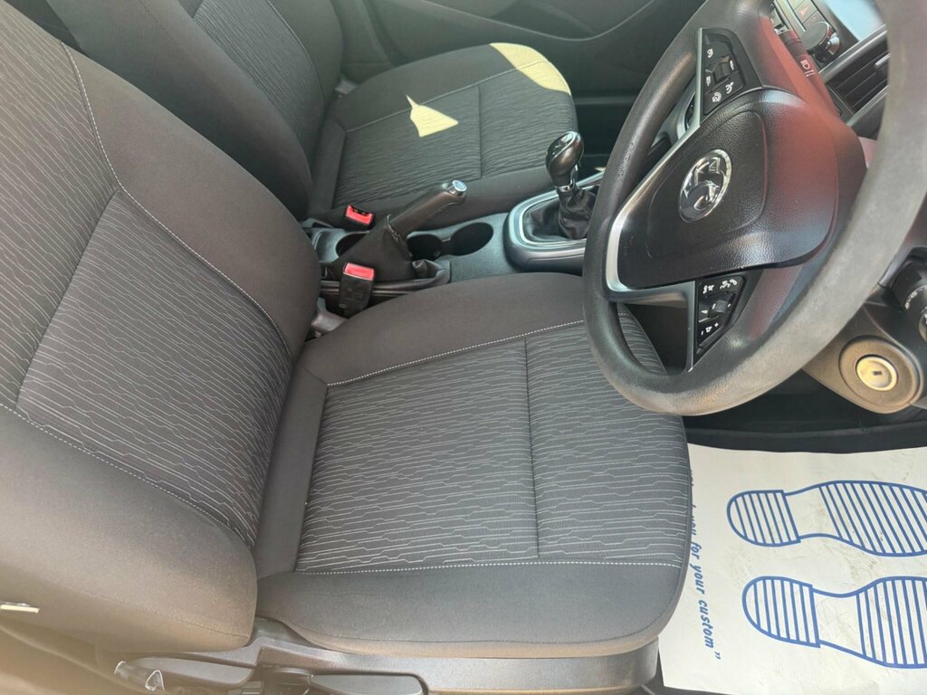 Vauxhall Astra 1.6 16V Sri Euro 5 Red #10
